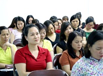Khai giảng lớp Bồi dưỡng theo tiêu chuẩn chức danh nghề nghiệp giáo viên Mầm non hạng II, hạng III tại Trường Mầm non Thực hành Hoa Sen 